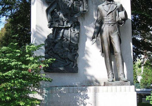 Uncle Sam Memorial Statue, Arlington, MA - general view