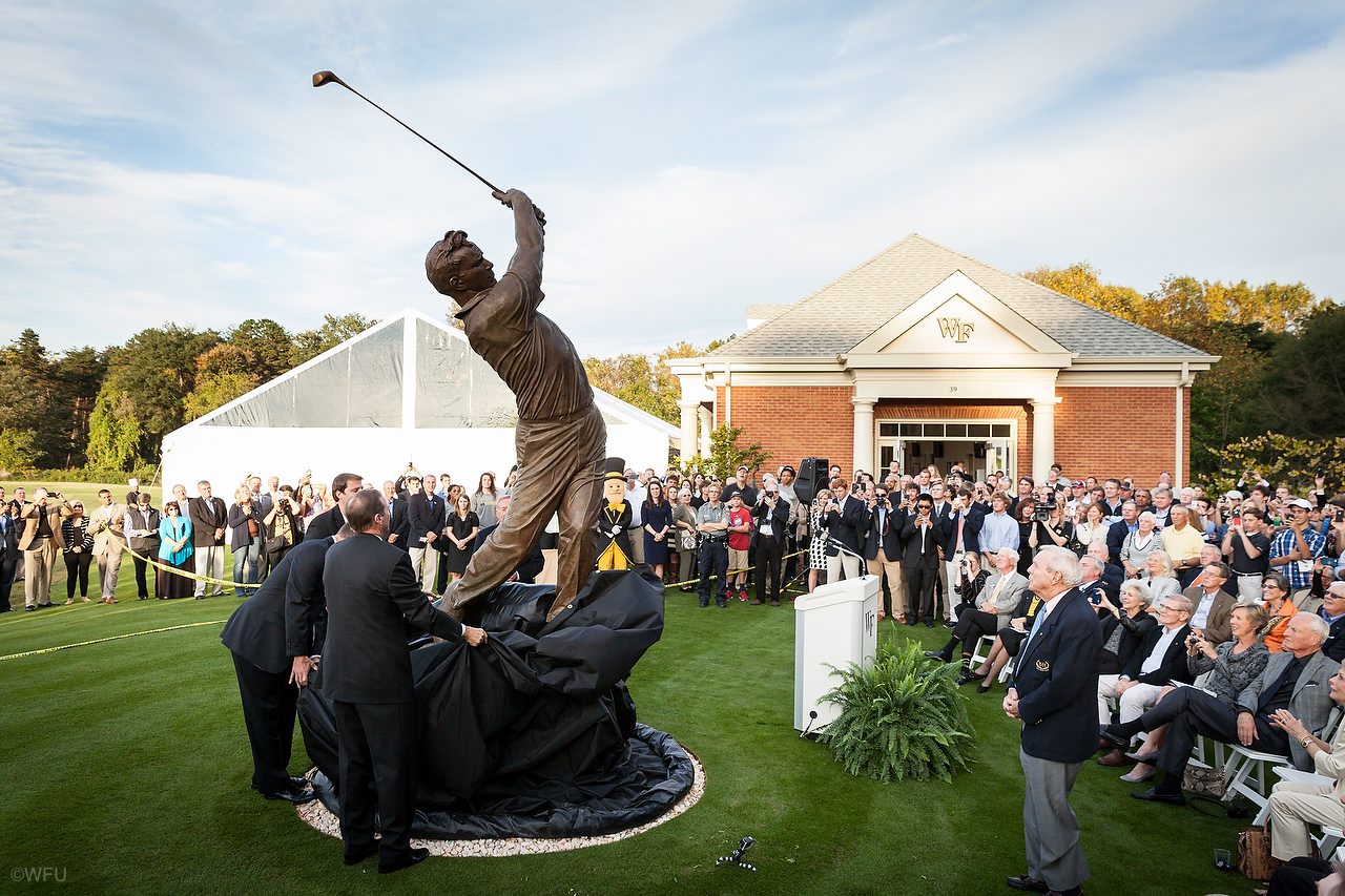 Arnold Palmer Statue unveiled at the Wake Forest University